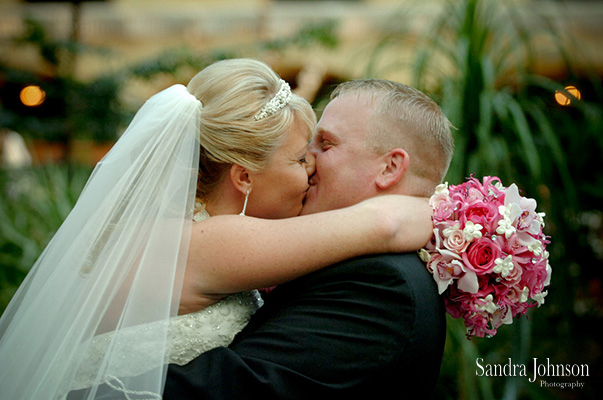 Best Gaylord Palms Resort Wedding Photos - Sandra Johnson (SJFoto.com)